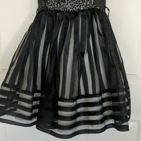Betsey Johnson Black Formal Gown - Picture 3 of 8